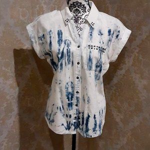 Rock & Republic high/low tie die ornate shirt